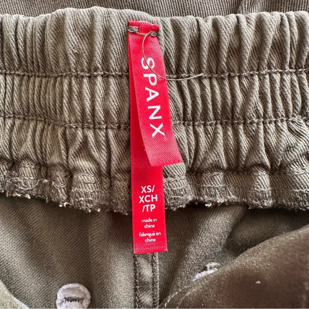 Spanx (XS) Olive Green Cargo Jogger in Stretch Twill High Rise Pants- Utility - Picture 11 of 12